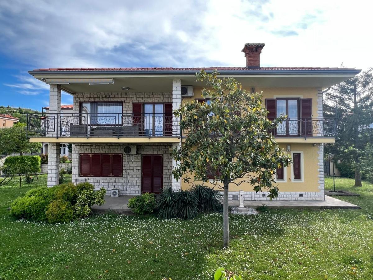 Magnolia Apartments Izola Bagian luar foto