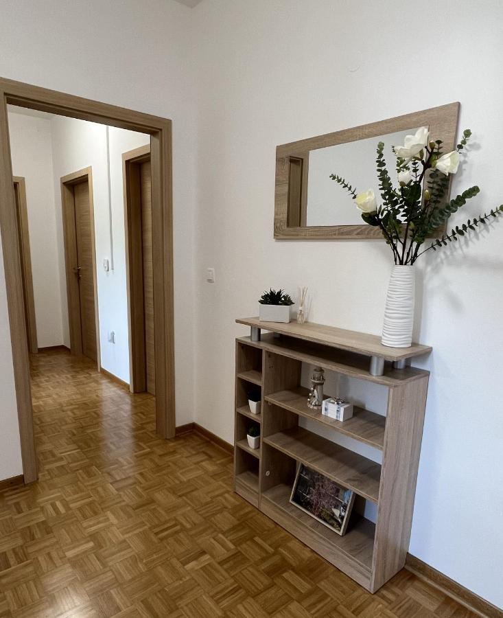 Magnolia Apartments Izola Bagian luar foto