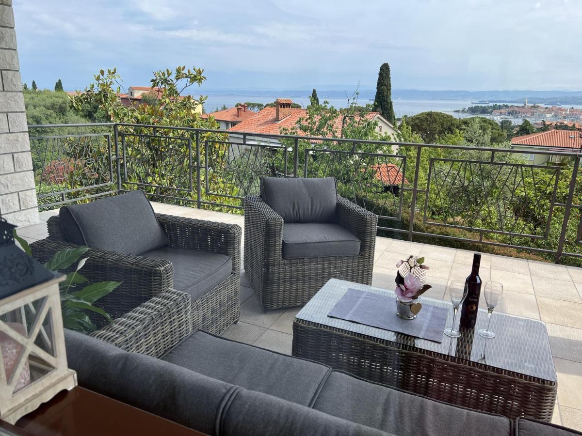 Magnolia Apartments Izola Bagian luar foto